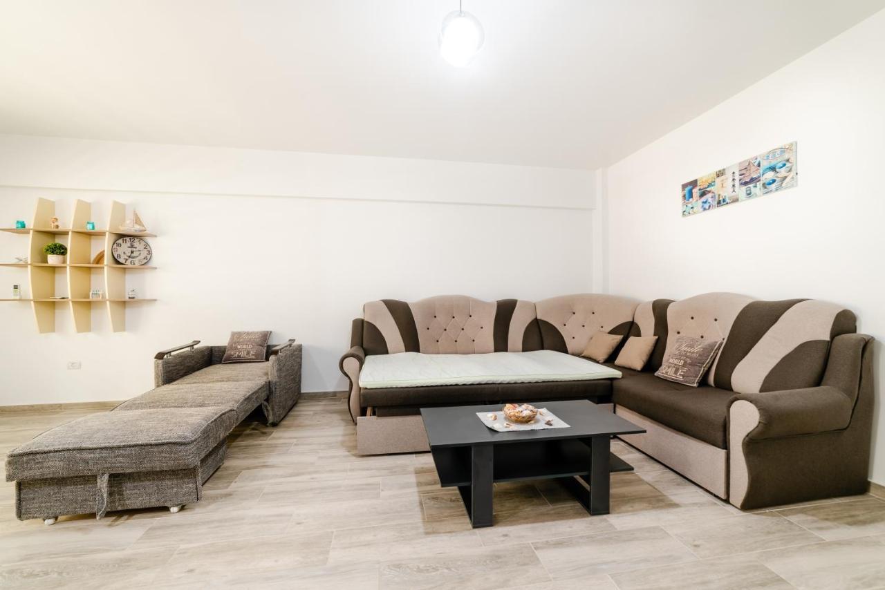 Derya Suites - Mamaia Nord Нэводари Экстерьер фото