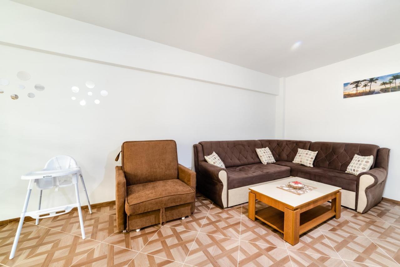 Derya Suites - Mamaia Nord Нэводари Экстерьер фото