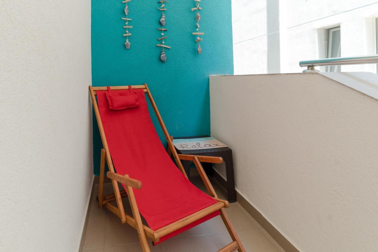Derya Suites - Mamaia Nord Нэводари Экстерьер фото